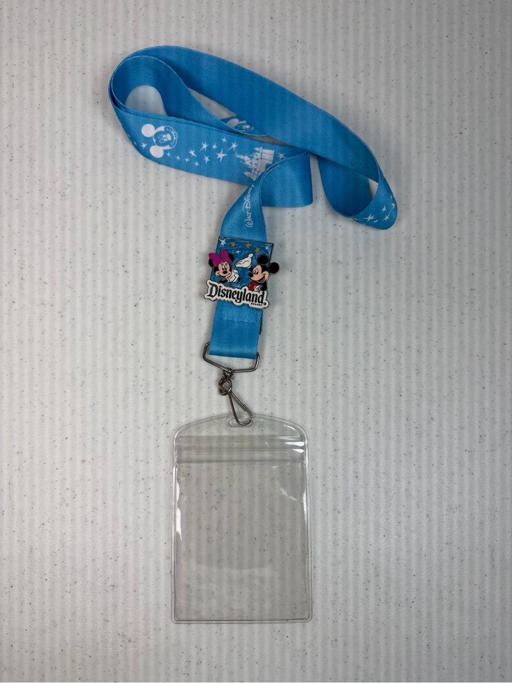 Disneyland Resort Mickey & Minnie Pin Lanyard with ID Badge Holder Disney Parks